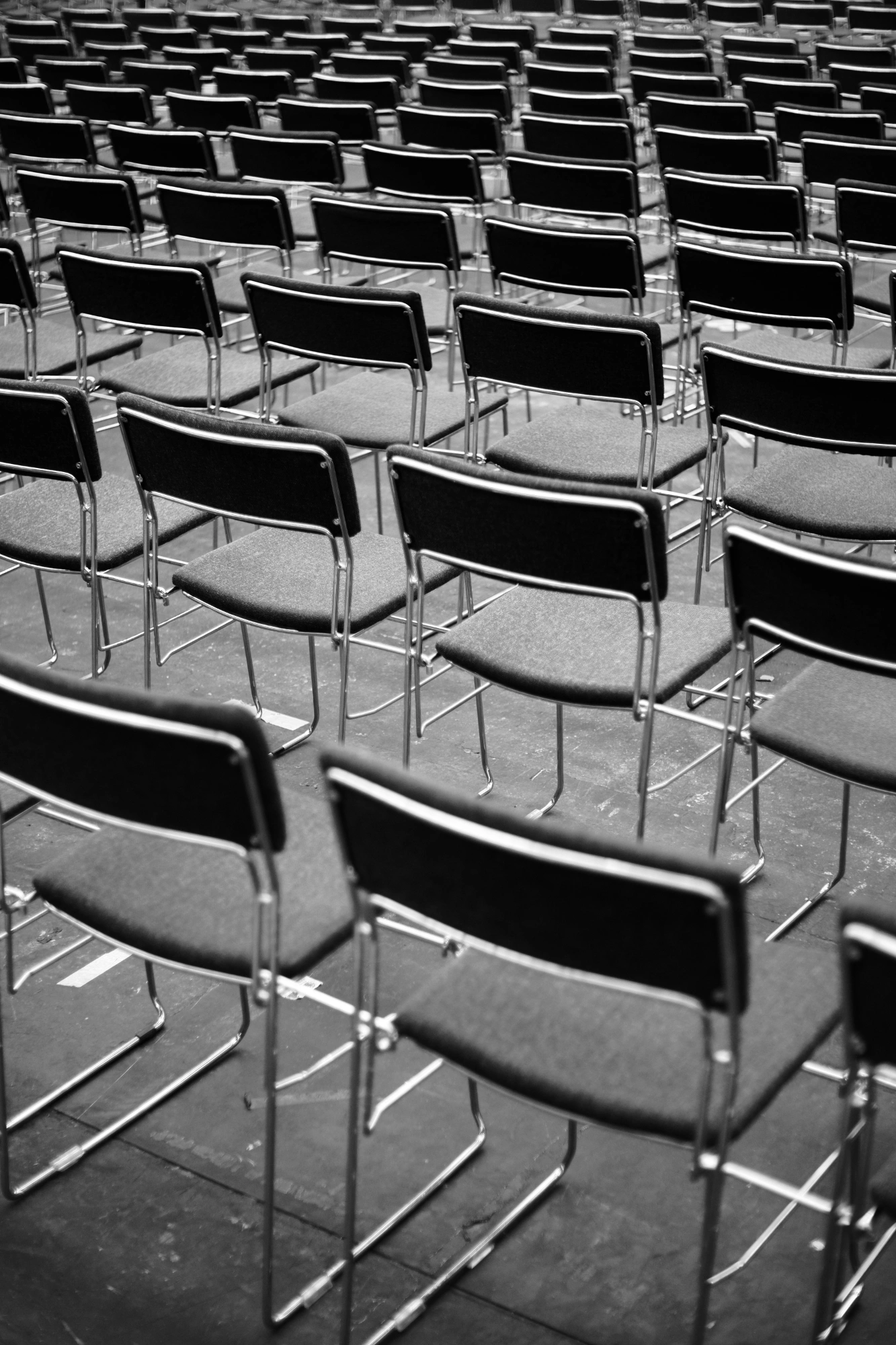 2024-03-01 - redmi - bw - NL - Amsterdam - Rows of chairs
